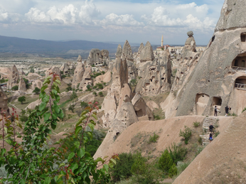 P1040611.JPG 3456x2592 index 367